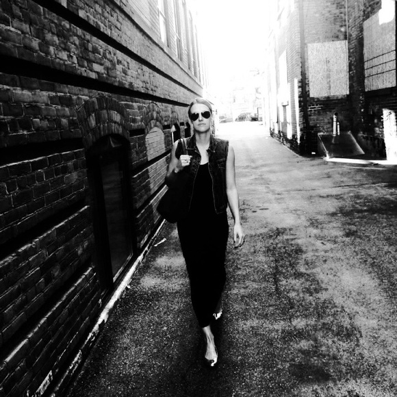 Meet your Posher, Chantelle - Picture 1 of 1